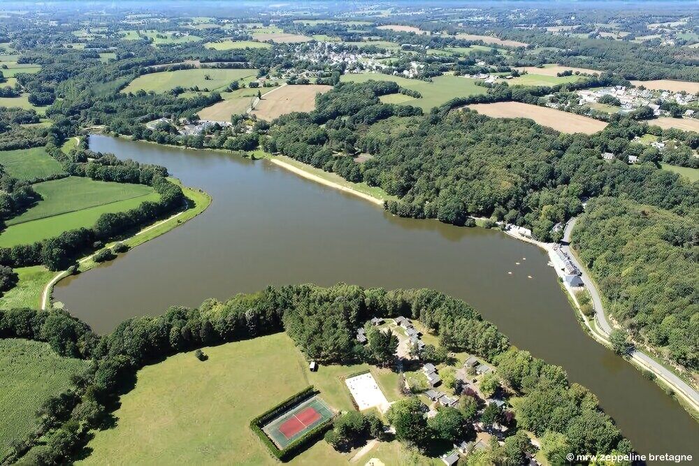 Hotel Terres De France - Le Domaine Du Moulin Neuf Rochefort-en-Terre Zewnętrze zdjęcie