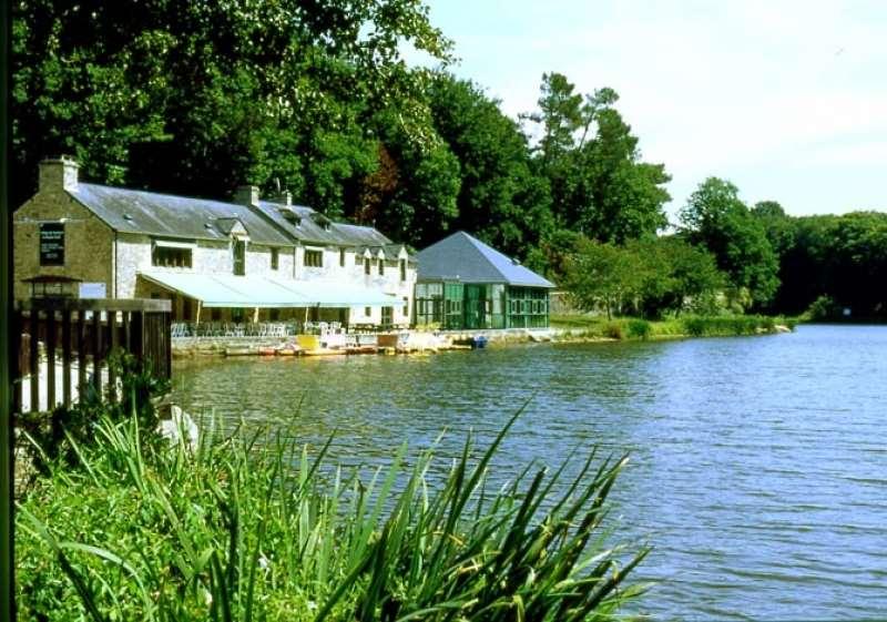Hotel Terres De France - Le Domaine Du Moulin Neuf Rochefort-en-Terre Zewnętrze zdjęcie